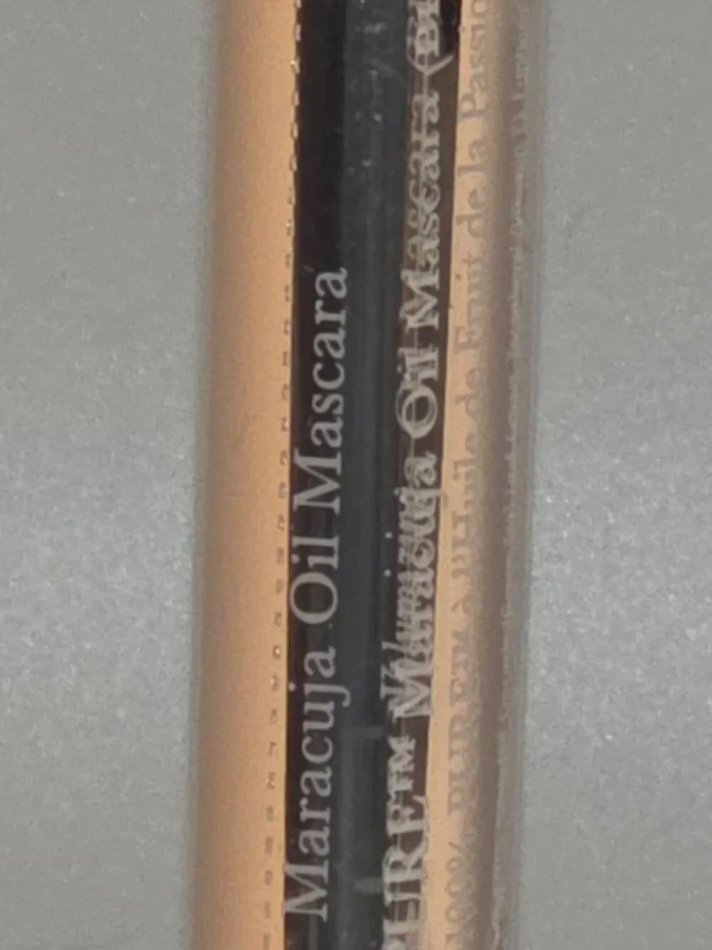 100% PURE, Maracuja Oil Mascara, Black Tea,Factory Sealed